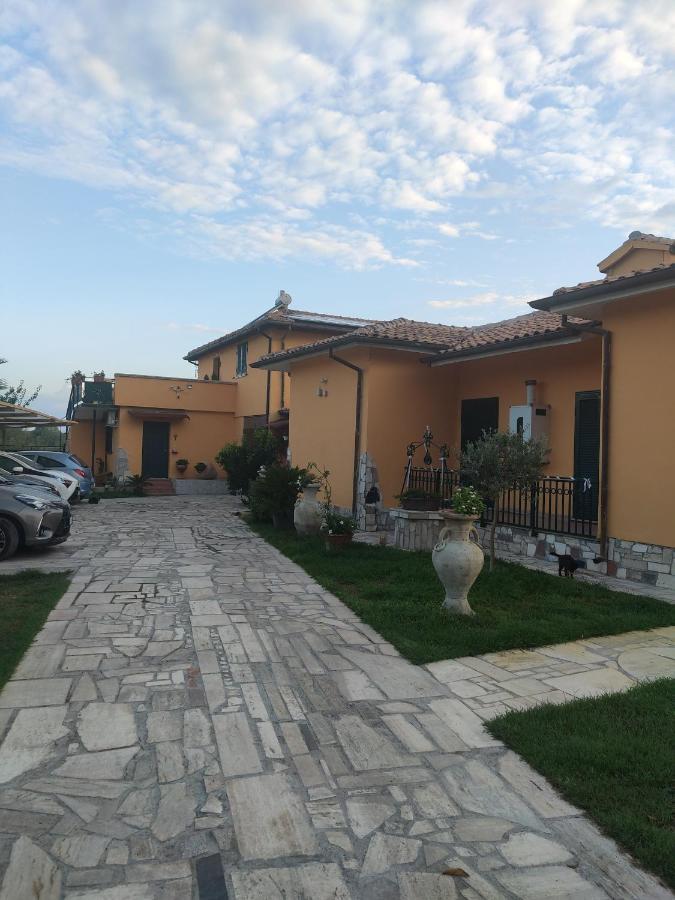 Mevianus Apartment Borgo San Michele  ภายนอก รูปภาพ